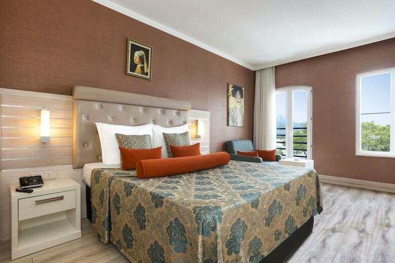 Hotel Orange County Resort