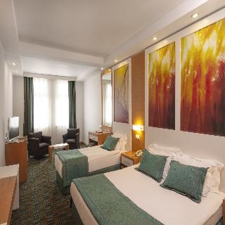 Hotel Adakule