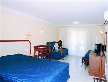 Hotel Pigale Beach Resort