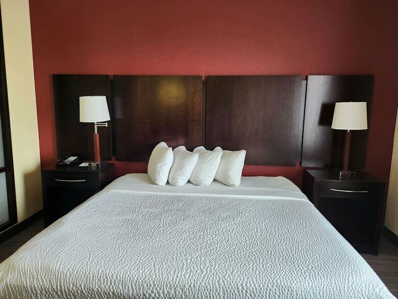 Hotel Comfort Suites West Energy Corridor