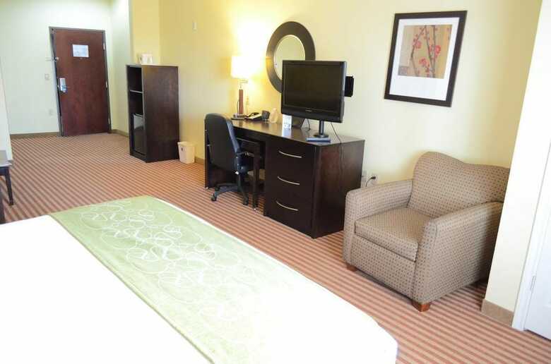 Hotel Comfort Suites West Energy Corridor