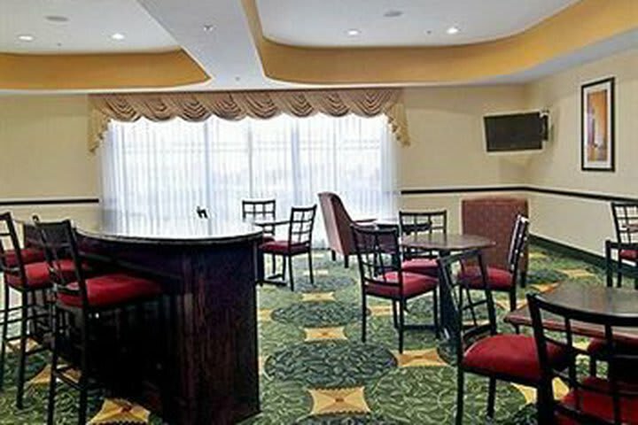 Hotel Comfort Suites West Energy Corridor