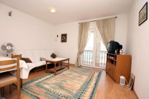 Apartment Mastrinka 4647b