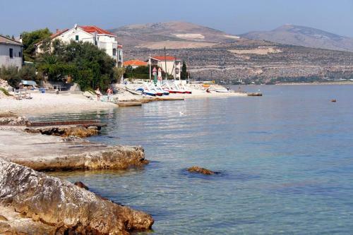 Apartamentos Studio Arbanija 5220a
