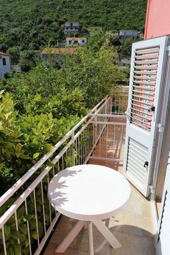Apartment Trpanj 10148c