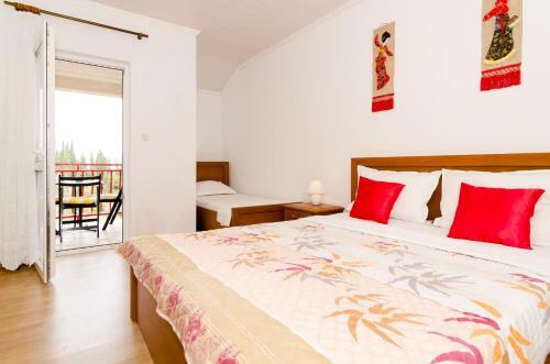 Apartments Villa Nikol