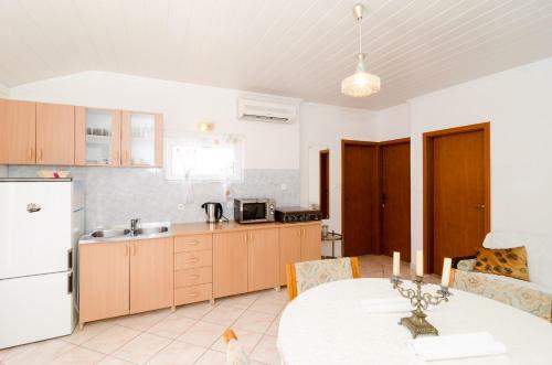 Apartments Villa Nikol