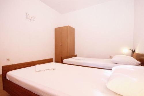 Apartments With A Parking Space Trpanj (peljesac) - 10083
