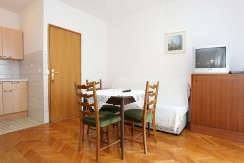 Apartments With A Parking Space Trpanj (peljesac) - 10111