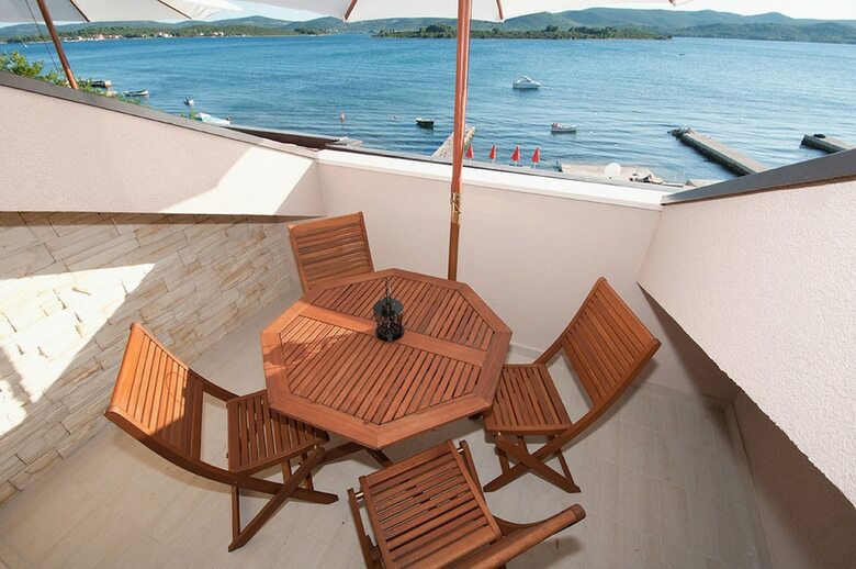 Bonamare Apartments