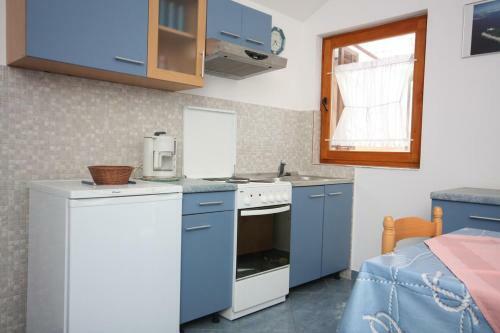 Apartments With A Parking Space Turanj (biograd) - 6197