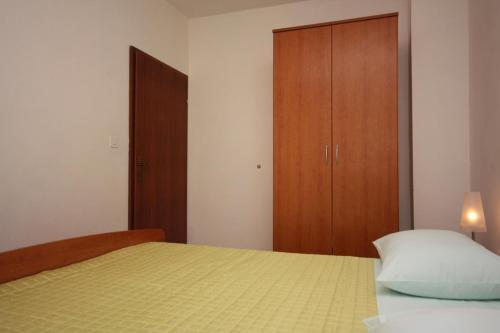 Apartments With A Parking Space Turanj (biograd) - 6212