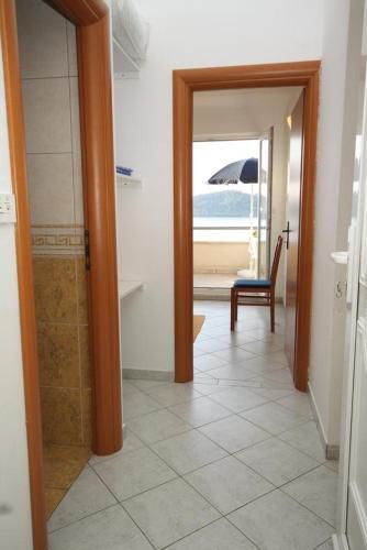 Apartments By The Sea Ubli (Lastovo) - 8355