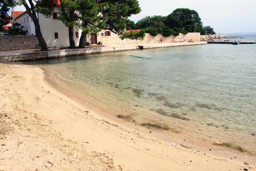 Apartment Ugljan 8241d