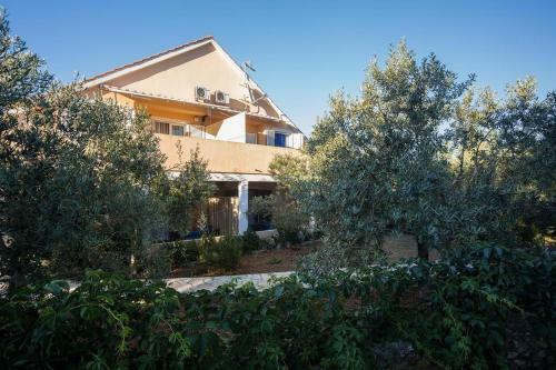 Apartment Ugljan 8241d