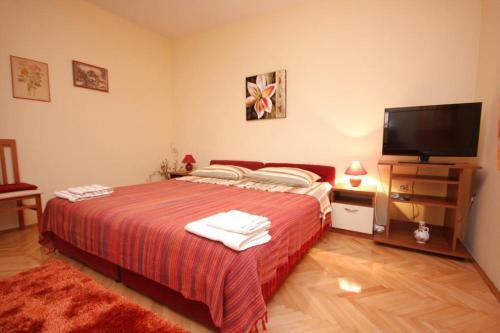 Apartments By The Sea Ugljan - 8519