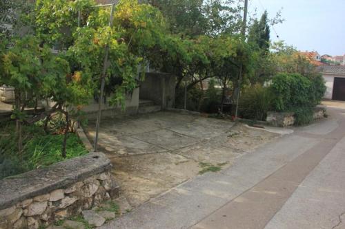 Apartments By The Sea Ugljan - 8519