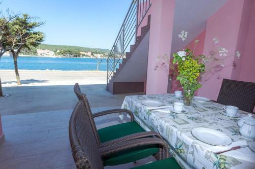 Apartment Veli Rat 11525a