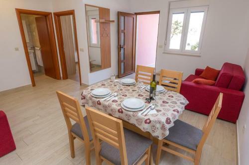 Apartment Veli Rat 11525a