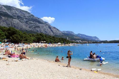 Apartments With A Parking Space Veliko Brdo (Makarska) - 6791