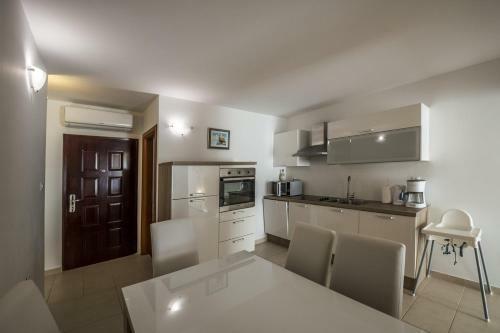 Hostal Apartments Vinjerac