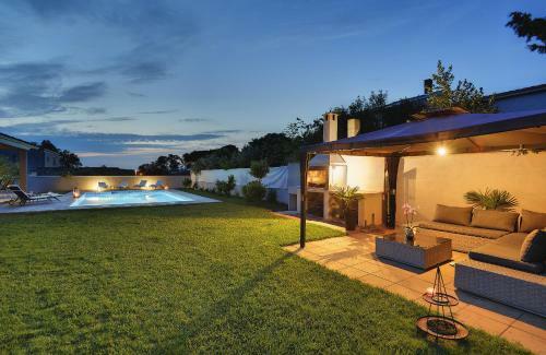 Villa Entini