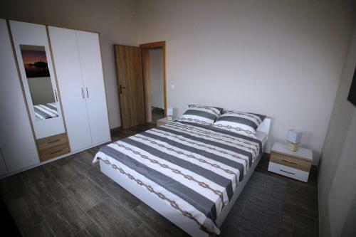 Apartments Ivanika