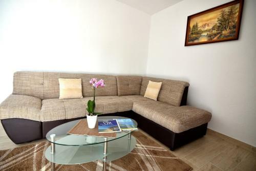 Apartment Isi?