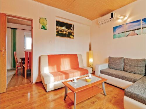 Holiday Home Vir With Sea View 11