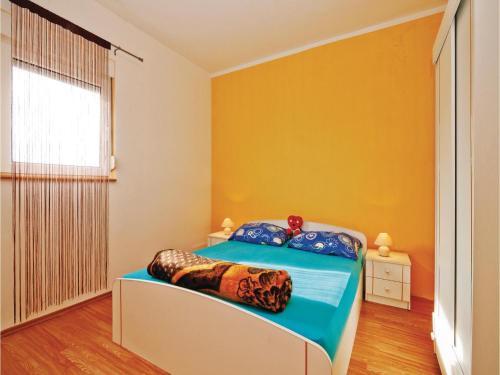 Holiday Home Vir With Sea View 11