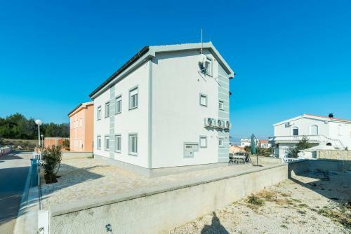 Apartments Pavlovic