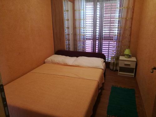 Apartment Ema Vir