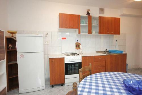Apartment Vis 8534a