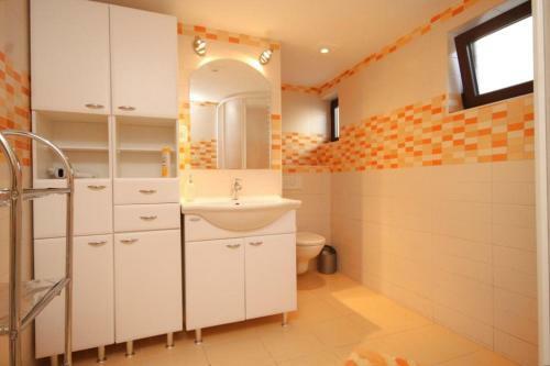 Apartments By The Sea Rukavac (vis) - 8893