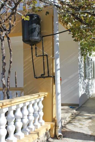 Apartments With A Parking Space Vlasici (Pag) - 9348