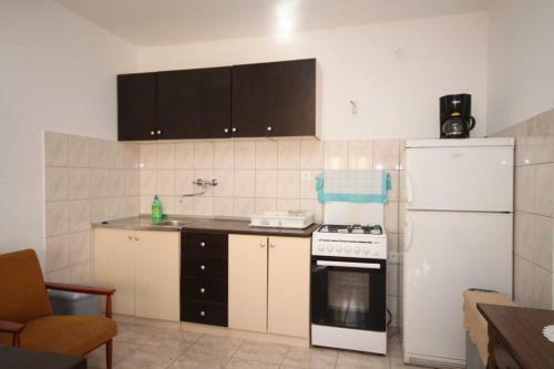 Apartment Basina 8749a