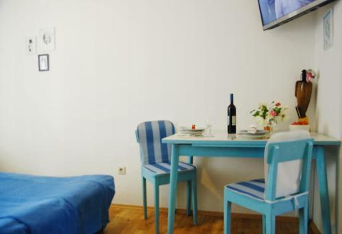 Promenade Apartment
