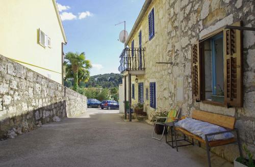 Promenade Apartment