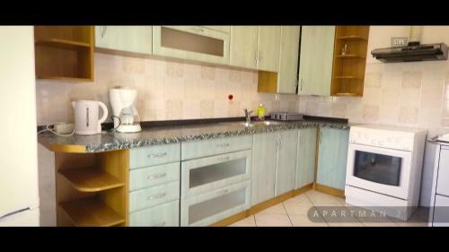 Holiday Home Stipe