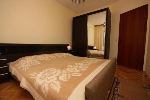 Family Friendly Seaside Apartments Vrsi - Mulo (zadar) - 6155