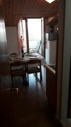 Hostal Apartments And Rooms Ana Pomer 217