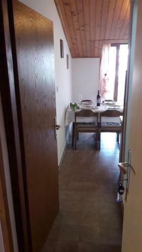Hostal Apartments And Rooms Ana Pomer 217