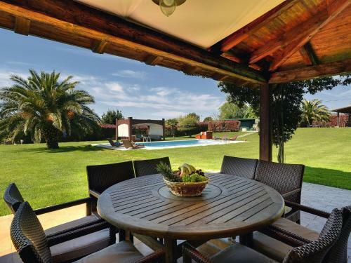 Villa Sunny Flowers