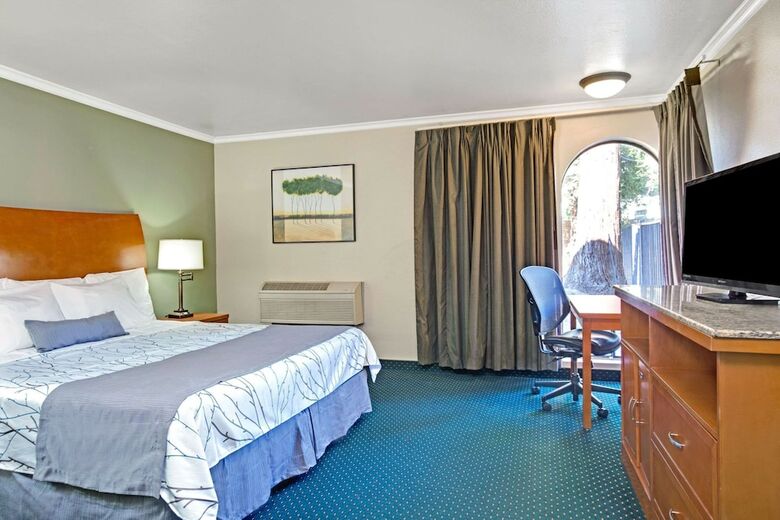 Hotel Days Inn San Jose Convention Center