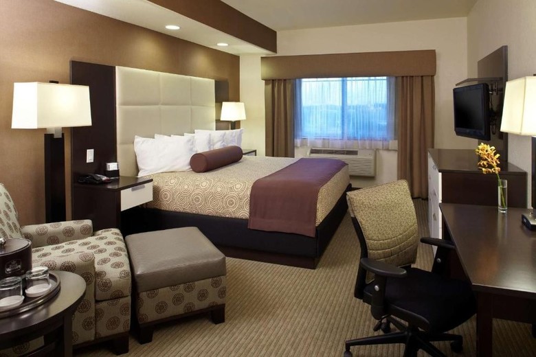 Best Western Plus Atrea Hotel