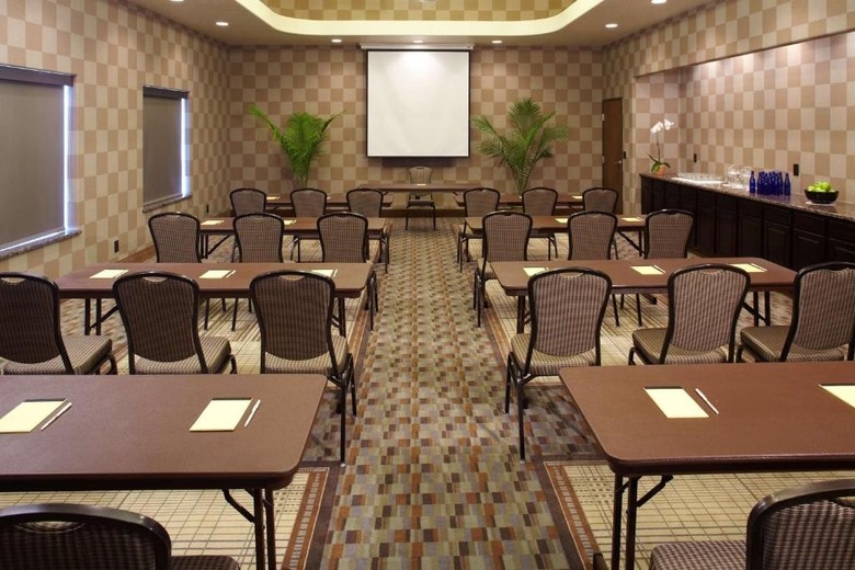 Best Western Plus Atrea Hotel