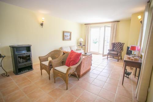 Two-bedroom Villa Bella Vista With Sea View