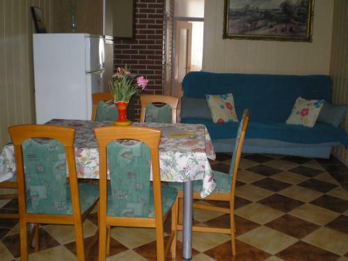 Hostal Pansion Adria Haus