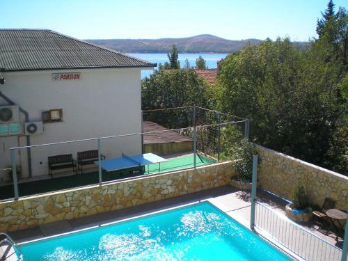 Hostal Pansion Adria Haus