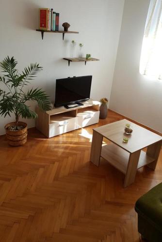 Apartments By The Sea Posedarje (novigrad) - 12402
